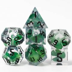 Real Four Leaf Clover Dice with Black font (Sharp handmade)
